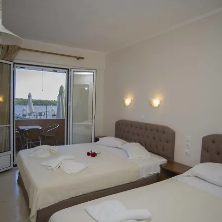 Oasis Hotel 3*